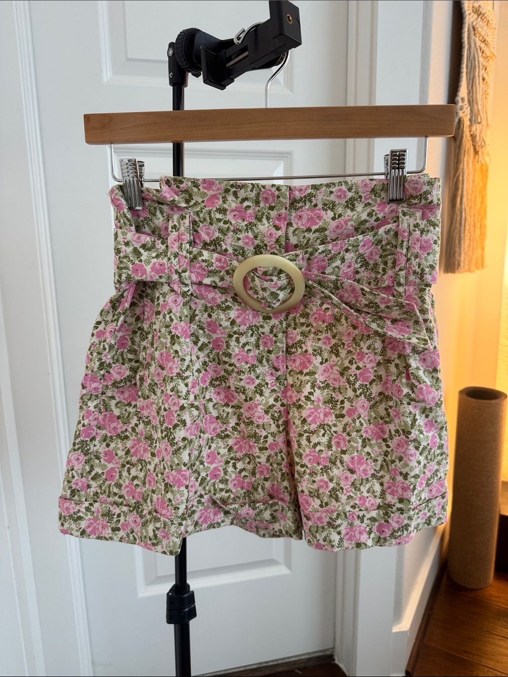 Sezane | Rome Floral Paperbag Waist Shorts with Belt - Pink Floral US 2